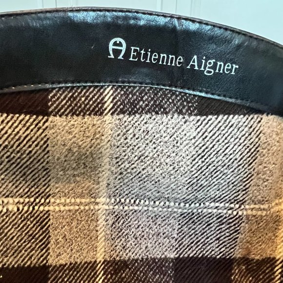 Etienne Aigner black leather riding-style boots, lined, Size 7.5 - Picture 3 of 6